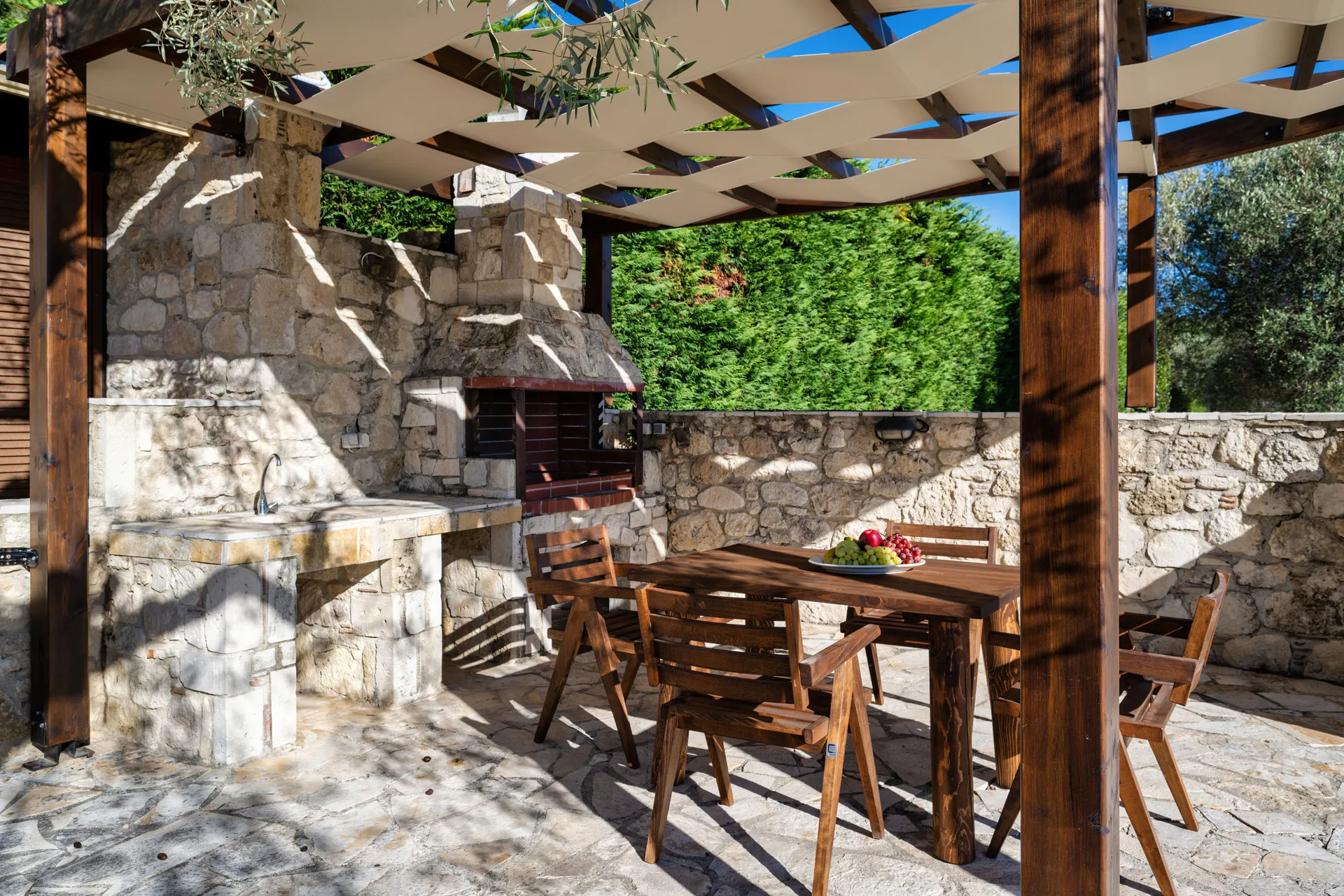 Tiara Holidays - Palmrise Luxury Villas - Thea Villa - roštilj